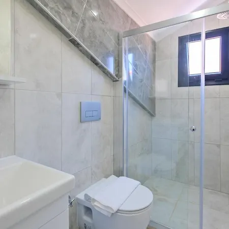 Muzi Villalari Villa *